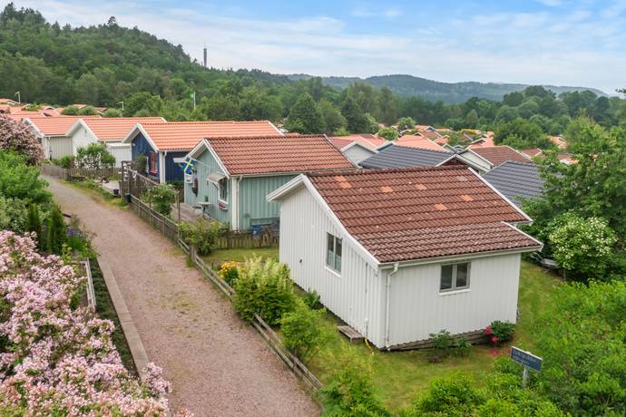 2 rum Fritidshus på Stuga nummer 10 inom Sörbackens koloniområde Sörbacken Göteborgs kommun - bild 20
