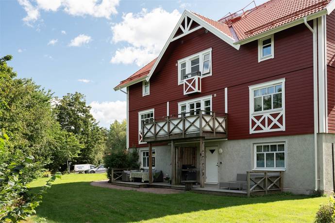 2 rum Lägenhet på LUSTIGKULLAGATAN 6D Lustigkulla / Trumslagarbacken Västerås kommun - bild 13