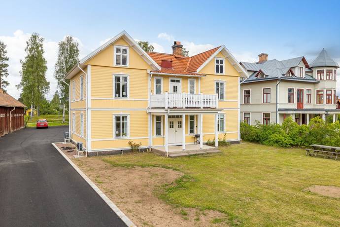 10 rum Villa på Storgatan 109 + 109 B Hultsfred Hultsfreds kommun - bild 39