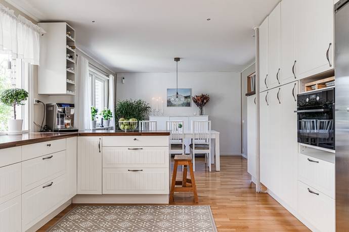 7 rum villa på Djupsjövägen 3 Fårbo, Oskarshamns kommun - bild 3