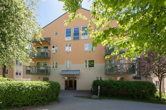 2 rum lägenhet på Fritjof Thuns väg 1 Centrala Åkersberga, Österåkers kommun - bild 1