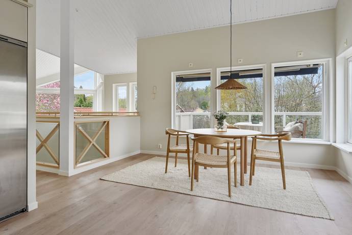 7 rum Villa på Skälbyvägen 25B Häggvik/Skälby Sollentuna kommun - bild 9