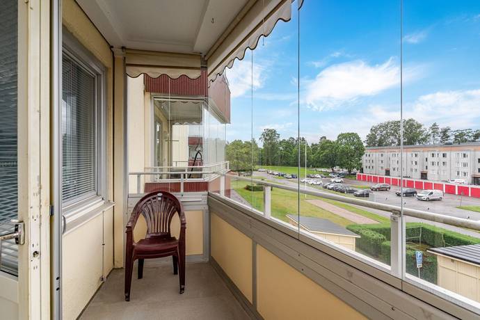 2 rum lägenhet på Hyttgatan 15a Centralt, Sandvikens kommun - bild 2
