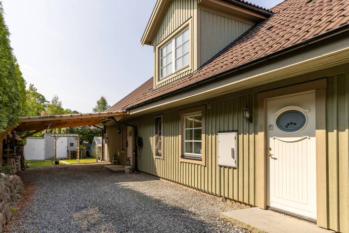 7 rum villa på Sadelvägen 5A Tureberg, Sollentuna kommun - bild 2