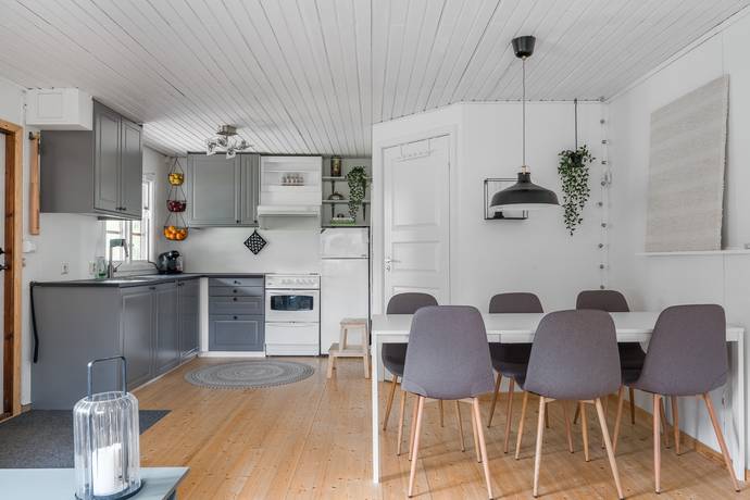 1 rum villa på Kungstomtsvägen 3 Kungstomt, Uppsala kommun - bild 1