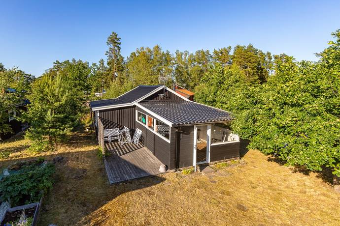 2 rum villa på Blomsterstigen 7 Timmernabben, Mönsterås kommun - bild 1