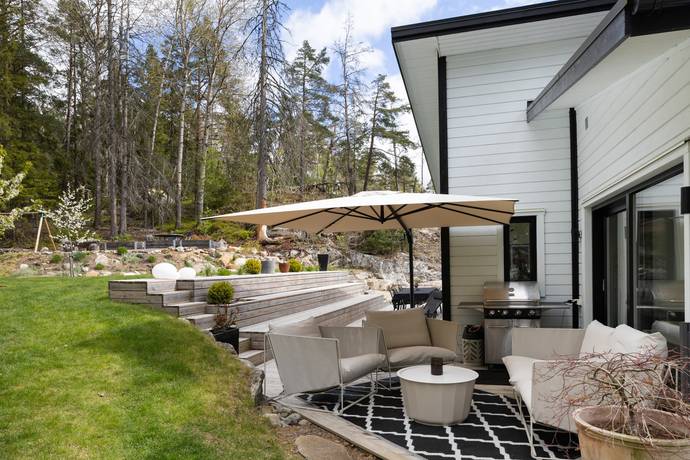 5 rum villa på Gamla Stockholmsvägen 234A Glömsta, Huddinge kommun - bild 3