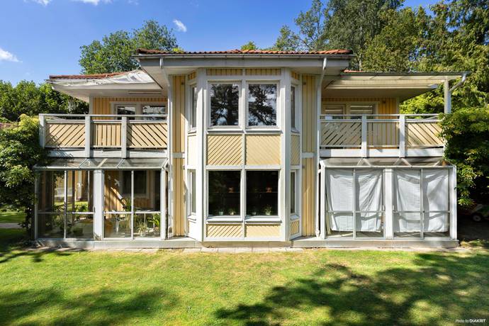 6 rum villa på Vårvägen 4 Tullinge, Botkyrka kommun - bild 2