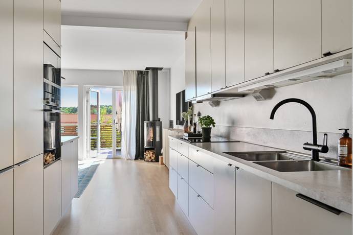 4 rum Radhus på Prästgårdsvägen 7D Runby Upplands Väsby kommun - bild 8