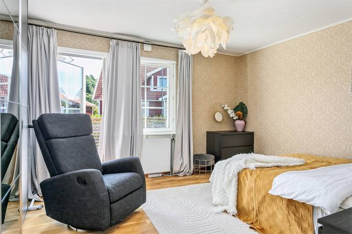 8 rum Villa på Gallringsvägen 18 Bro - Rosenängarna Upplands-Bro kommun - bild 15