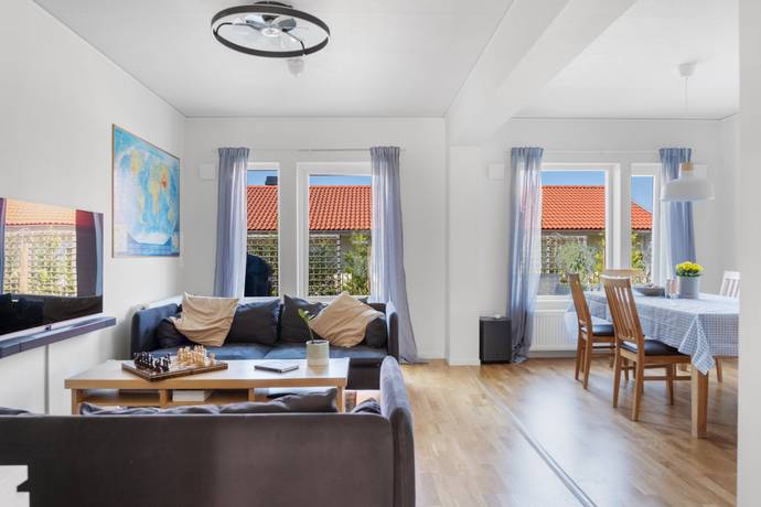 6 rum radhus på Gravensteinervägen 11 Hälltorp, Trollhättans kommun - bild 5