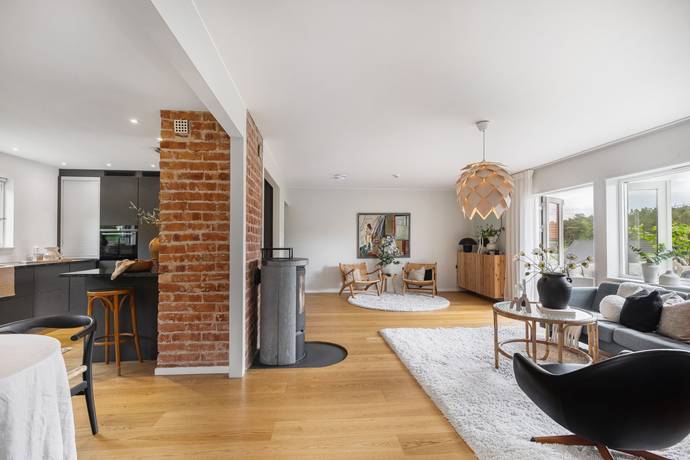 8 rum villa på Tallåsvägen 2 Sörgärdet, Strängnäs kommun - bild 5
