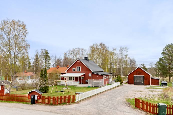 4 rum villa på Södra Hagstavägen 23 Hamrånge, Gävle kommun - bild 1