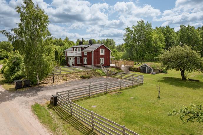 5 rum villa på Mjöhult Västergården 1 Värnamo, Värnamo kommun - bild 1