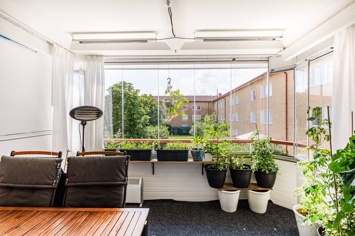 4 rum lägenhet på Flisavägen 26 Bjurhovda, Västerås kommun - bild 3