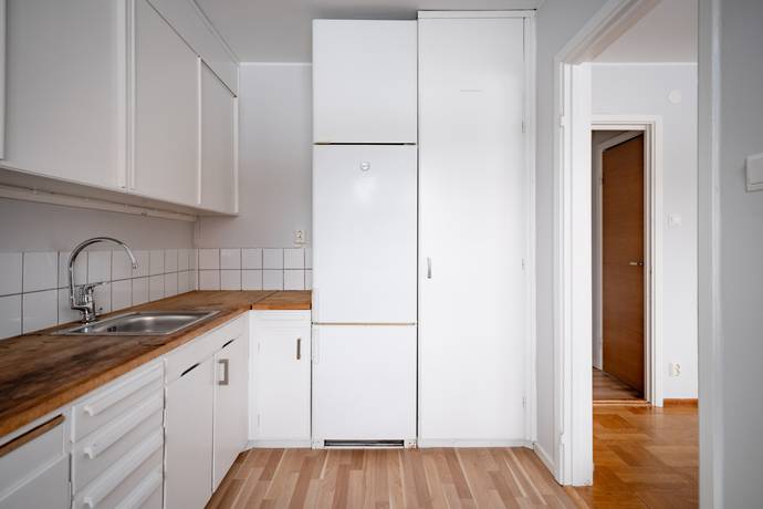 1 rum lägenhet på Herrgårdsvägen 30 Centrala Väsby, Upplands Väsby kommun - bild 3