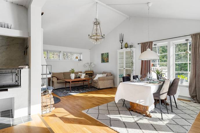 6 rum villa på Bäverstigen 10 Gröndal, Vallentuna kommun - bild 1
