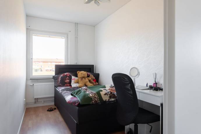 4 rum Lägenhet på Benvägen 29 Bjurhovda Västerås kommun - bild 16