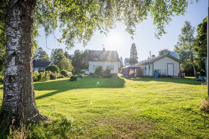 5 rum villa på Nybovägen 8 Husum, Örnsköldsviks kommun - bild 1