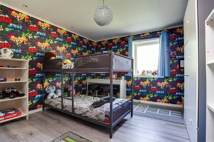 7 rum Villa på Rådjursstigen 10 Kolsva Köpings kommun - bild 25