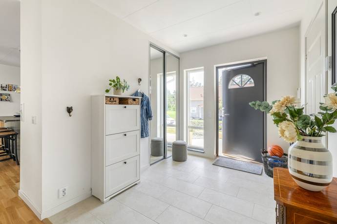 6 rum villa på Dalenvägen 16 Ruggsättra / 
Åsättra, Österåkers kommun - bild 4