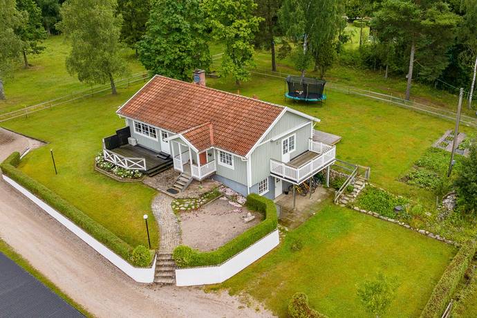 6 rum gård utan jordbruk på Tegnaby Lundanäs 2 Tegnaby, Växjö kommun - bild 2