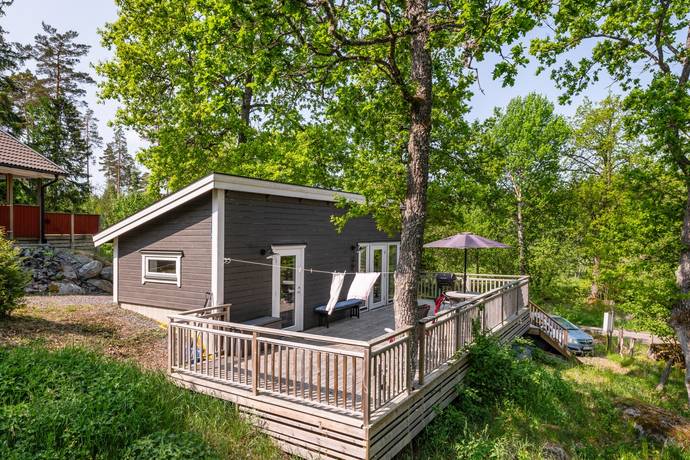 3 rum Vinterbonat fritidshus på Tomta-Ekevägen 82 A & B Tomta Norrtälje kommun - bild 30