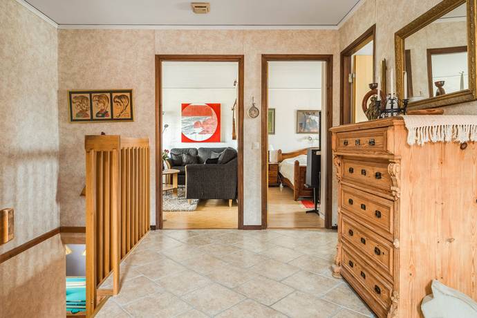 6 rum Kedjehus på Prästkragevägen 5 Norrby Fagersta kommun - bild 10