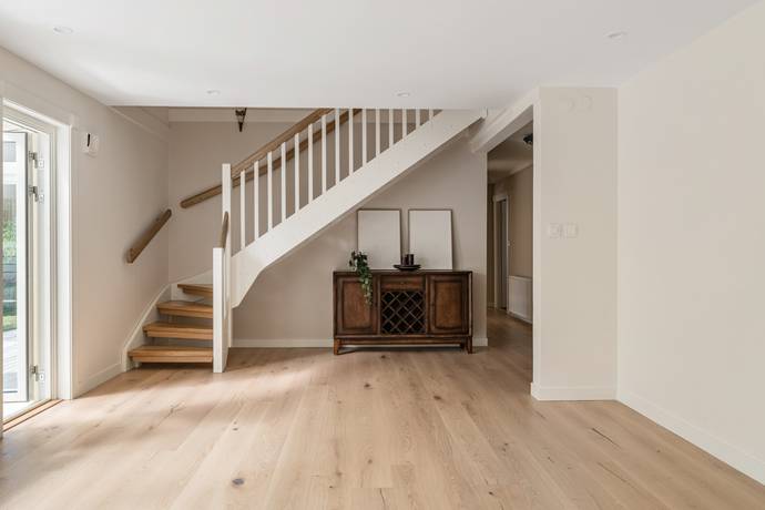 7 rum villa på Mariedalsvägen 27 Solgård, Huddinge kommun - bild 3