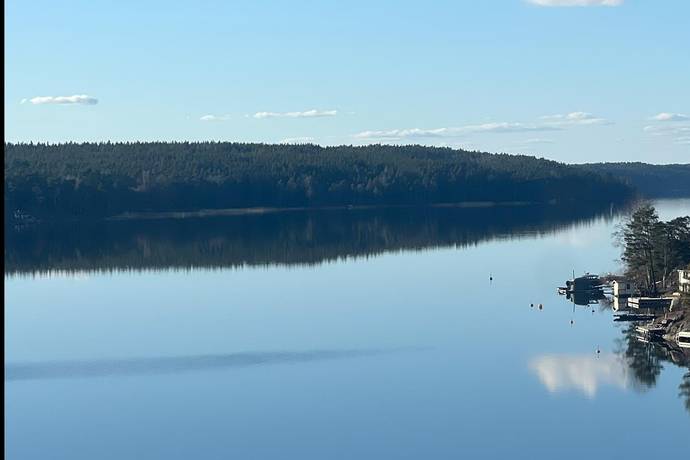 tomt på Domherrevägen 21B Ekerö Älvnäs, Ekerö kommun - bild 2