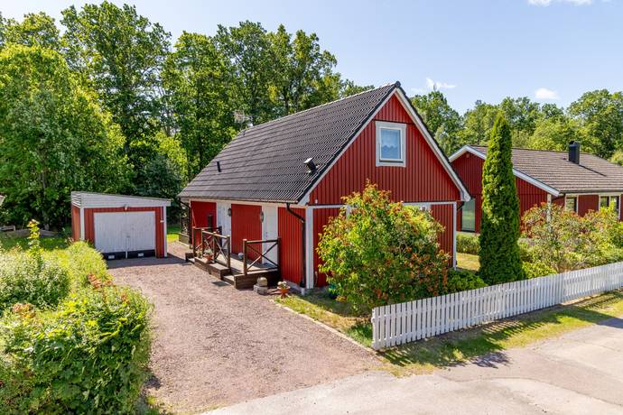 4 rum villa på Bryggarens väg 14 Fliseryd, Mönsterås kommun - bild 2