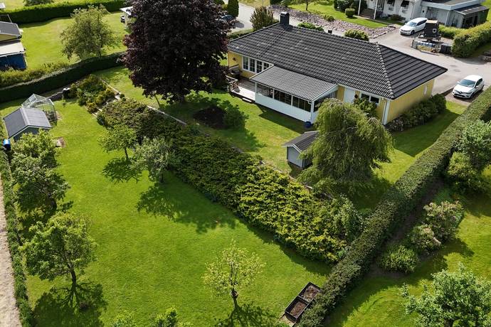 5 rum villa på Aggarpsvägen 12 Kulltorp, Gnosjö kommun - bild 1