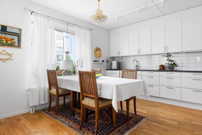 2 rum lägenhet på Packhusallén 8A Tullholmsviken/orrholmen, Karlstads kommun - bild 4