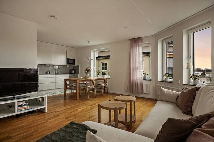 2 rum lägenhet på Pionjärgatan 20 Rynningeåsen, Örebro kommun - bild 2