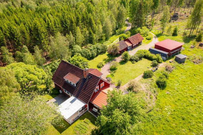 7 rum villa på Svenstorp Berg Husby-Rekarne, Eskilstuna kommun - bild 2