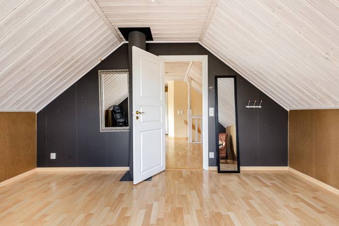 6 rum Villa på Diabasvägen 2 Bålsta Skörby Håbo kommun - bild 39