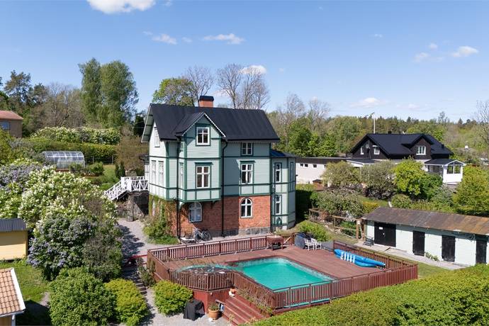 8 rum villa på Vive Jönsgatan 16 Torshälla, Eskilstuna kommun - bild 2