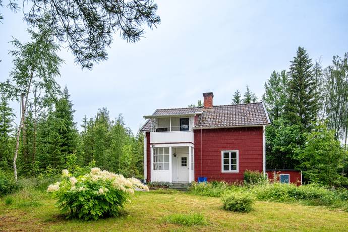5 rum villa på Skålbovägen 28 Järvsö, Ljusdals kommun - bild 1
