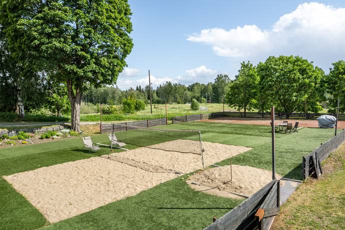 7 rum Gård/skog på Gäsjö 30 Norbergs kommun - bild 8