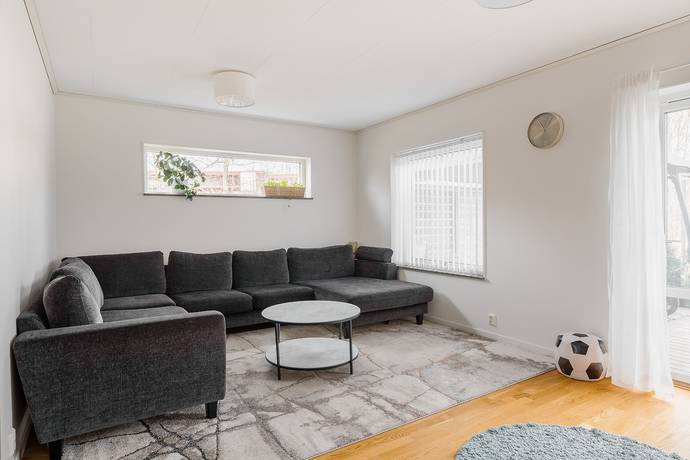 5 rum Radhus på Hägnadsgatan 13A Trädgårdsstaden Skövde kommun - bild 10