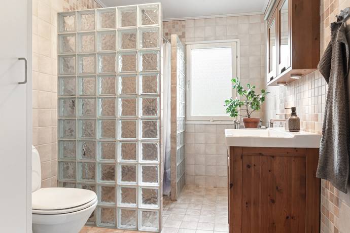 5 rum Villa på Broby ängsväg 17 Hölö Södertälje kommun - bild 10
