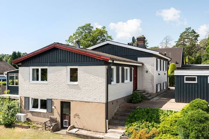6 rum villa på Gullvivevägen 13 Östra Hulta, Ronneby kommun - bild 2