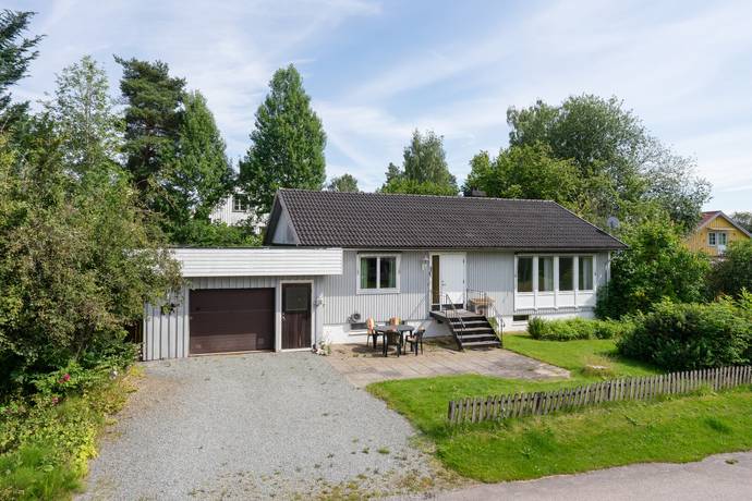 villa på Bodanevägen 16 Skåpafors, Bengtsfors kommun - bild 1
