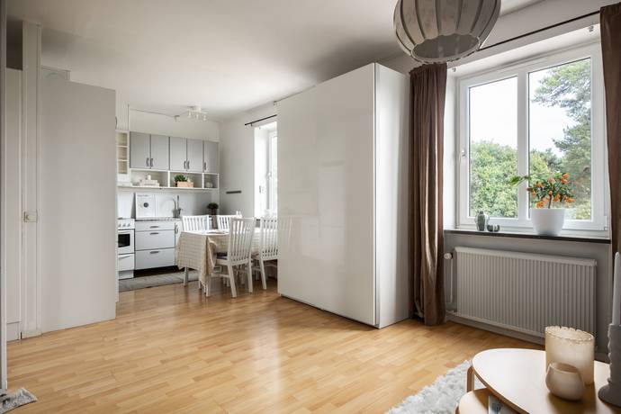 1 rum lägenhet på Nybodaringen 39 Nybodahöjden, Stockholms kommun - bild 1