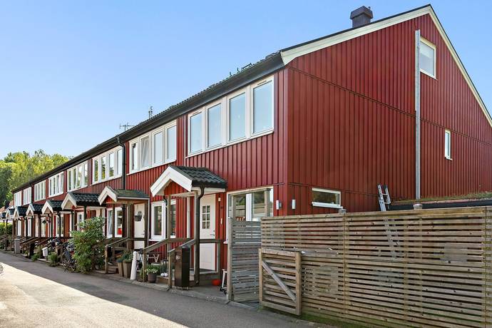 5 rum radhus på Hallonvägen 16 Floda - Uddared, Lerums kommun - bild 5