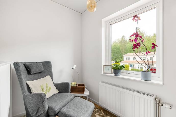5 rum Radhus på Källarängsvägen 20D Stallarholmen Strängnäs kommun - bild 25