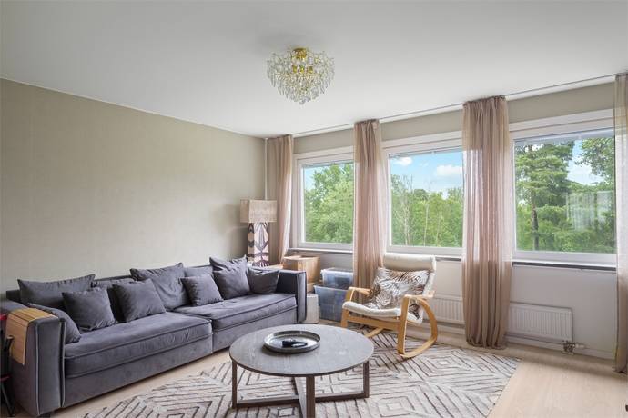 2 rum Lägenhet på Lötsjövägen 47 Hallonbergen Sundbybergs kommun - bild 2