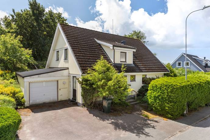 6 rum villa på Västra Palmgrensgatan 116C Långedrag, Göteborgs kommun - bild 1