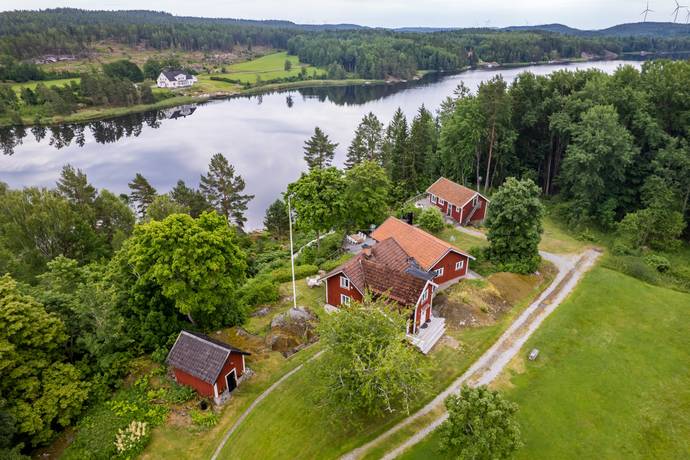 6 rum gård/skog på Långvik Edenslund 407 Långviken, vätterns norra skärgård, Askersunds kommun - bild 3