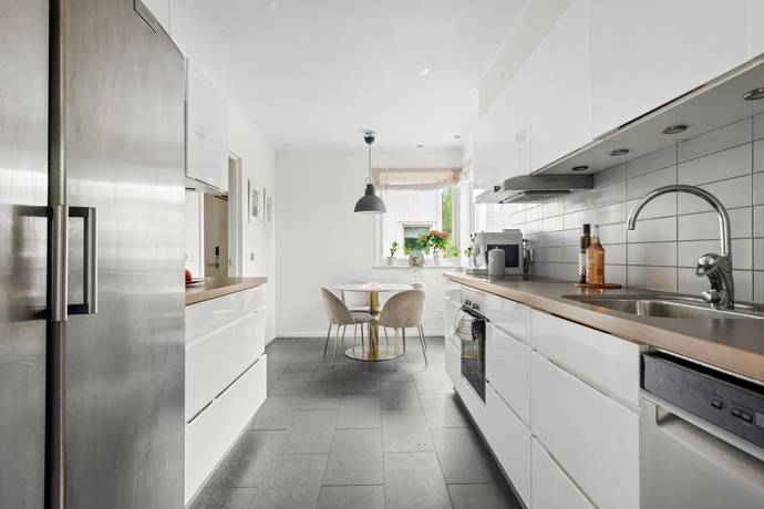 5 rum Parhus på Stridsbergavägen 12 B Spånga Bromsten Stockholms kommun - bild 4